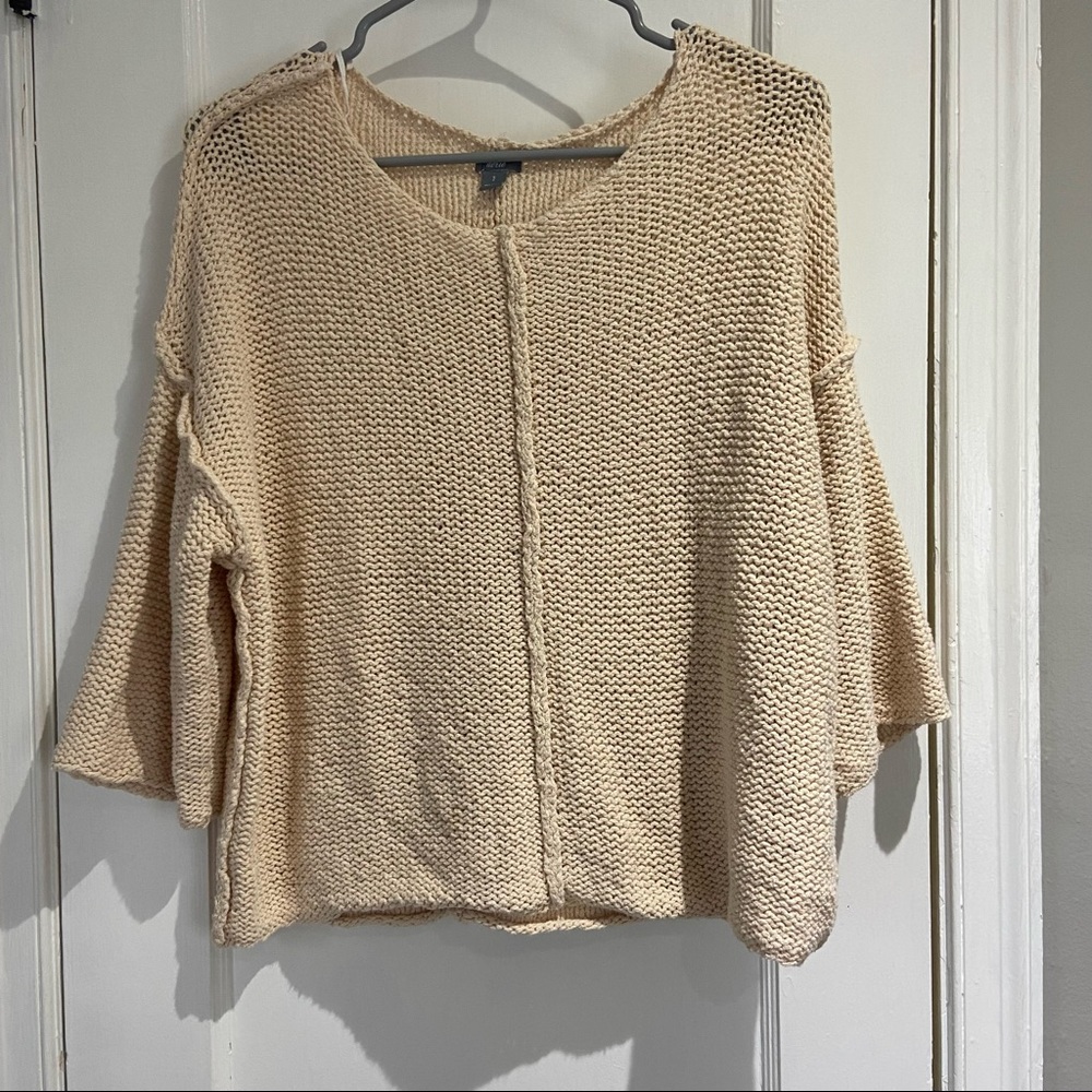 Sweater- 3/4 sleeve